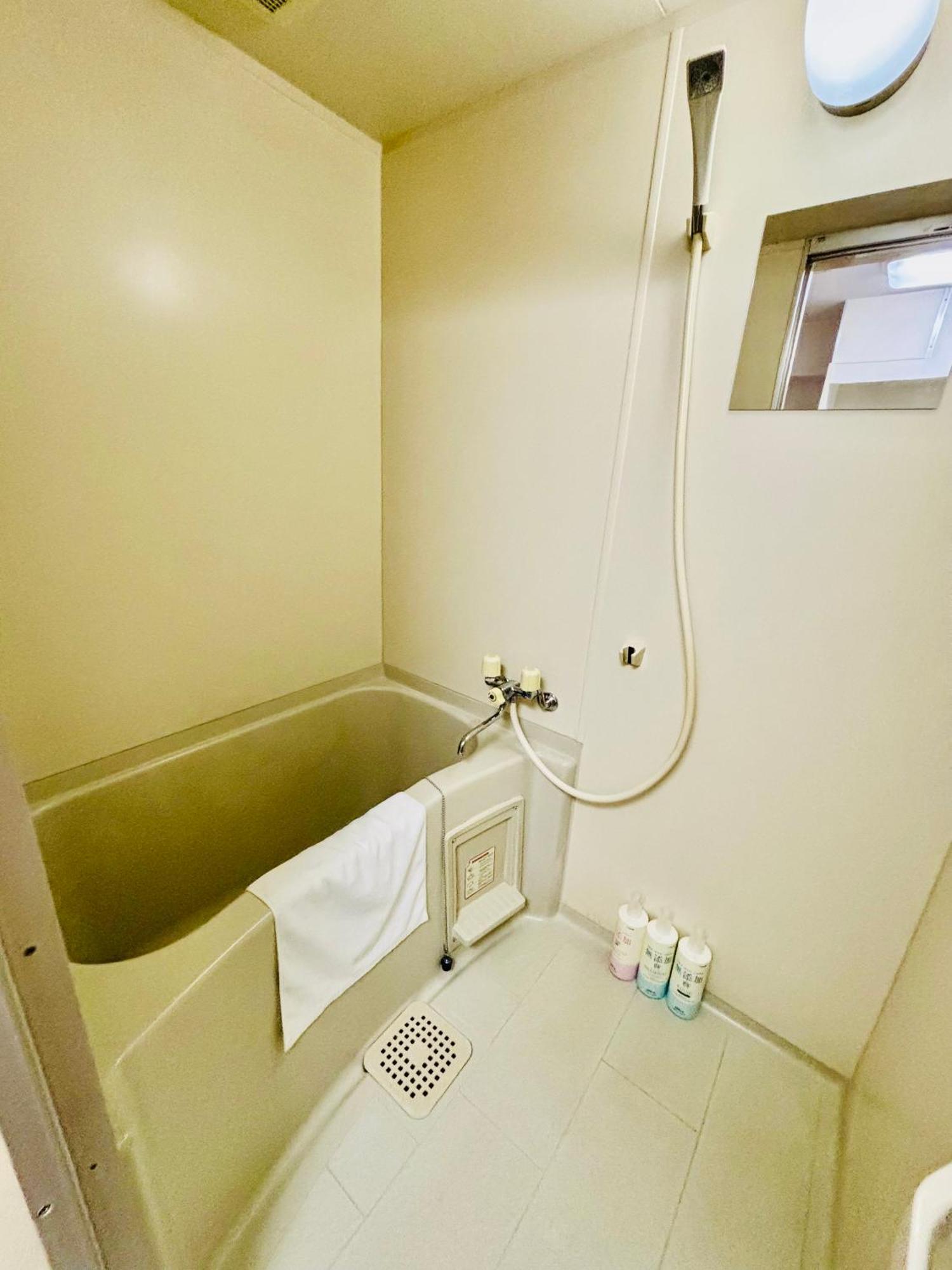 Guest House Flora Otemachi/フローラ大手町 هيروشيما المظهر الخارجي الصورة